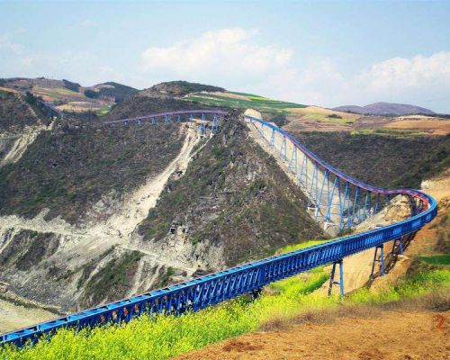 P&aacute;sov&yacute; dopravn&iacute;k na ot&aacute;čanie na dlh&eacute; vzdialenosti